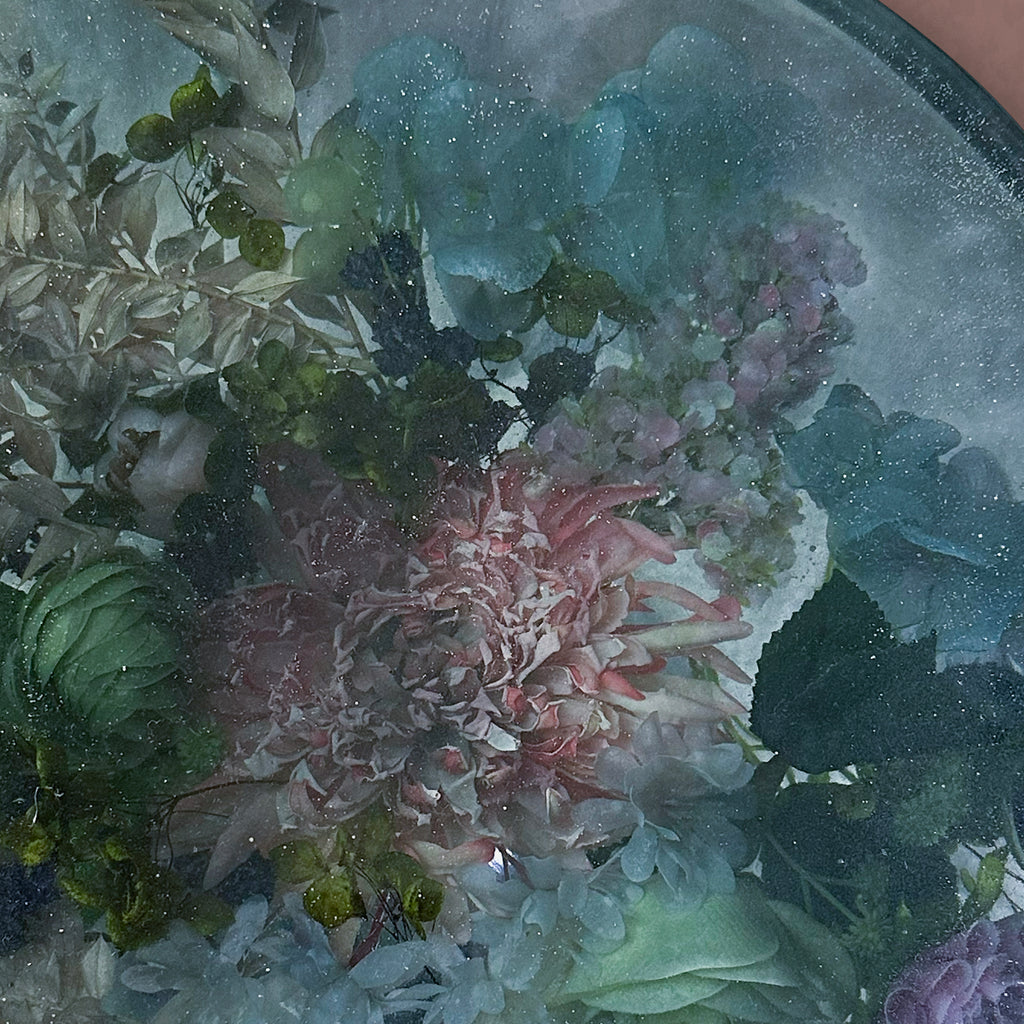Flora Table