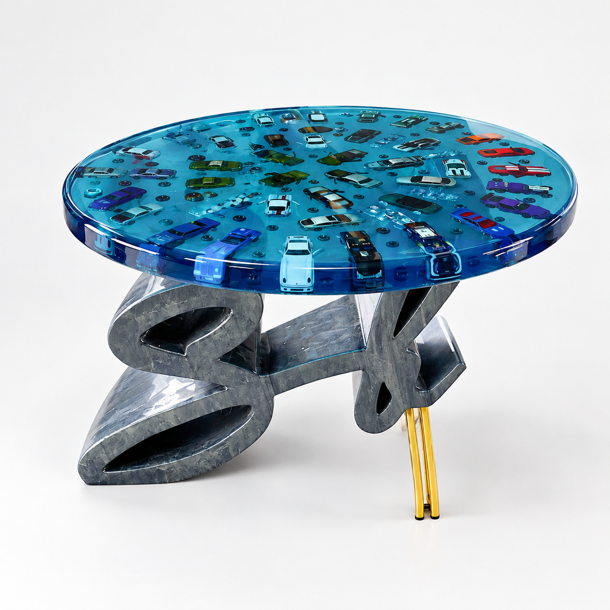 Blenzy Custom Table